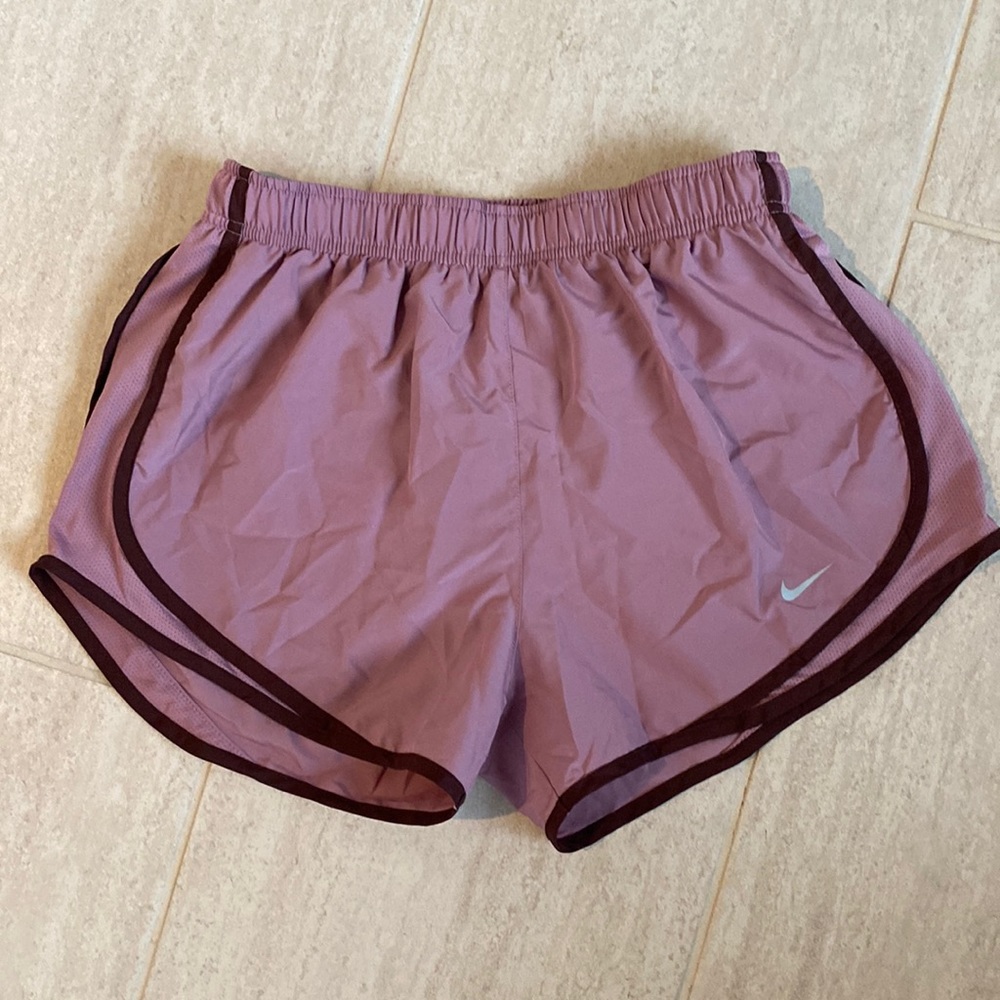 Nike dry fit shorts in medium, plum/pink color w burgundy trim